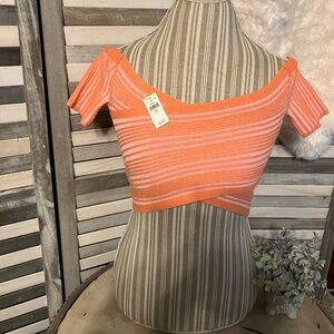 Nwt! Crop top
